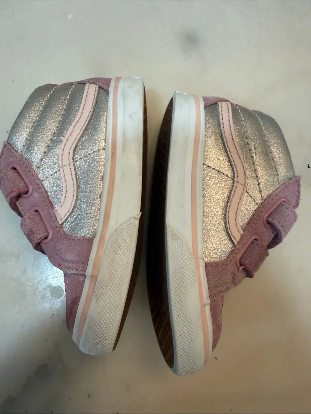 Converse Kids Suede Velcro Sneakers - Mauve Pink